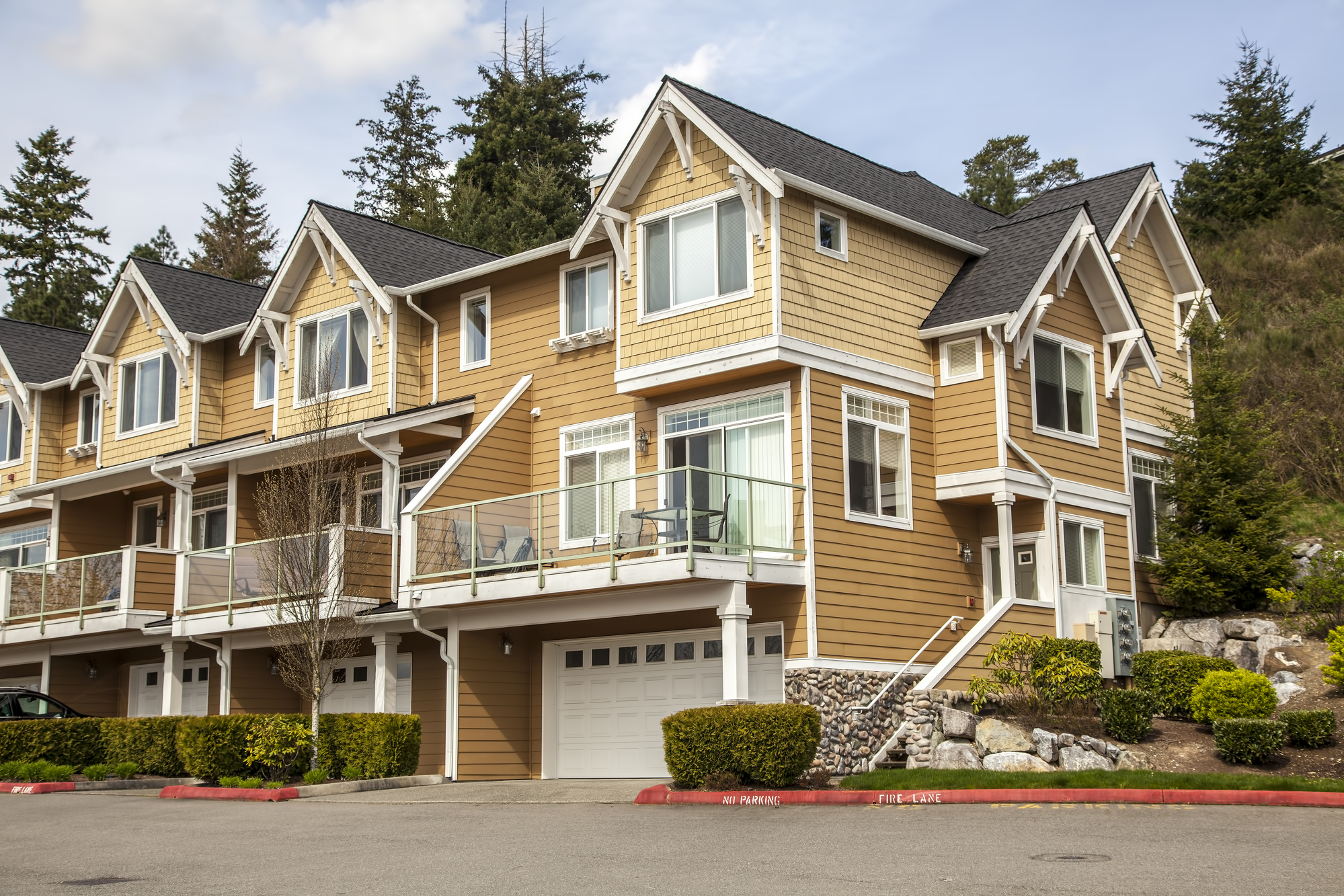 Do You Need Small Apartment Building Property Management? Here's What Landlords Need to Know